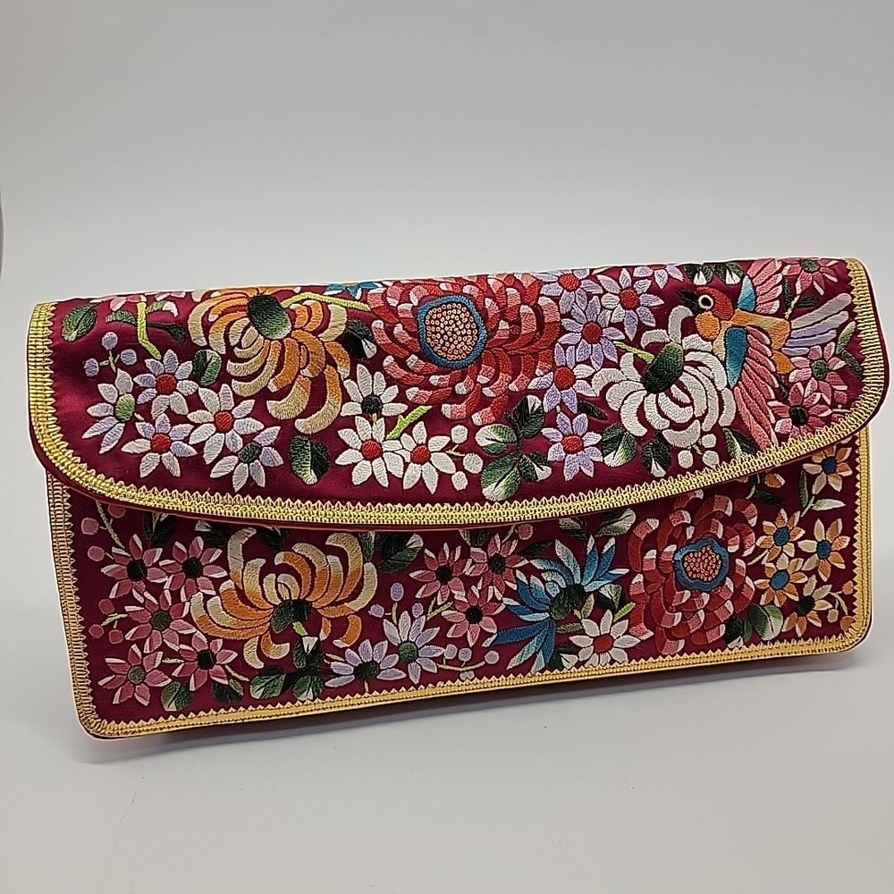 Vtg 60s Asian Embroidery Purse Bag Clutch Red Silk Gold Birds Floral Colorful